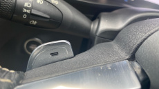 Volvo Xc40 2.0 T4 R DESIGN Pro 5dr AWD Geartronic Petrol Estate